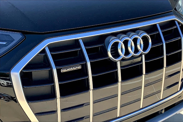 2024 Audi Q5 Premium Plus