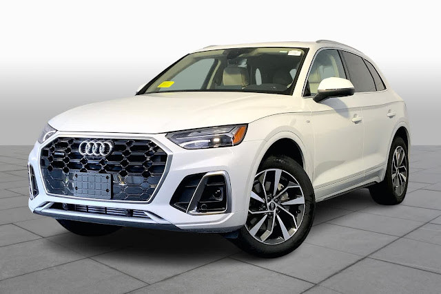 2024 Audi Q5 S line Premium Plus