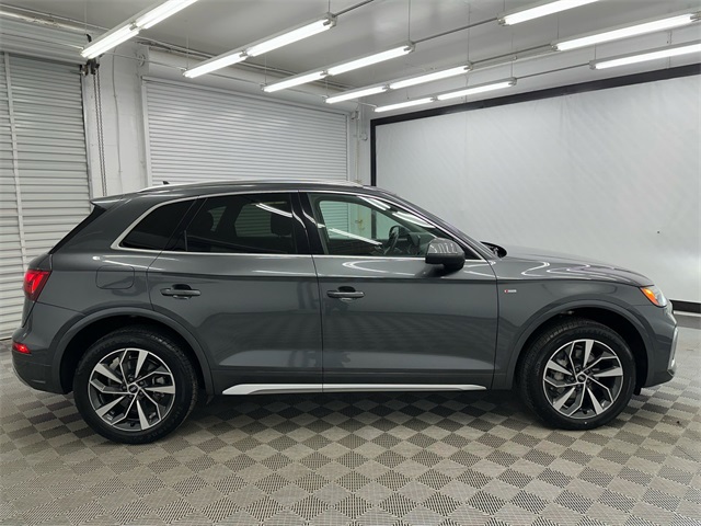 2022 Audi Q5 45 S line Premium Plus