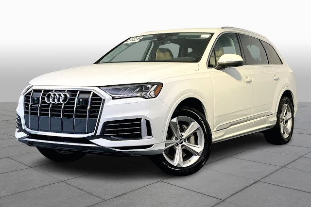 2023 Audi Q7 Premium Plus