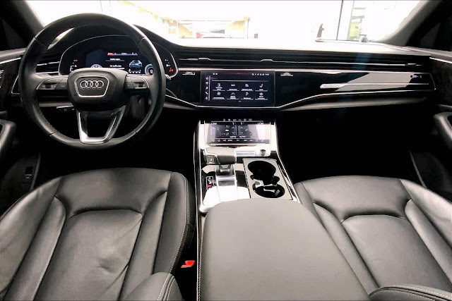 2021 Audi Q8 Prestige