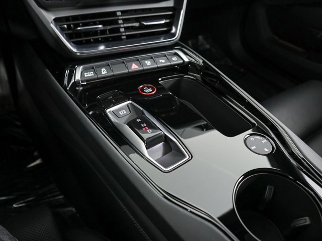 2023 Audi RS e-tron GT Base