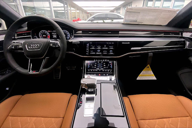 2024 Audi S8 Base