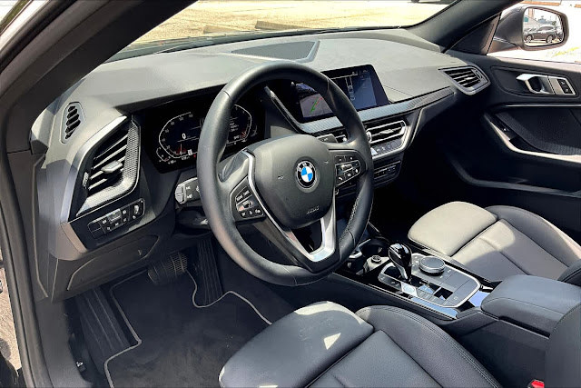 2022 BMW 2 Series 228i