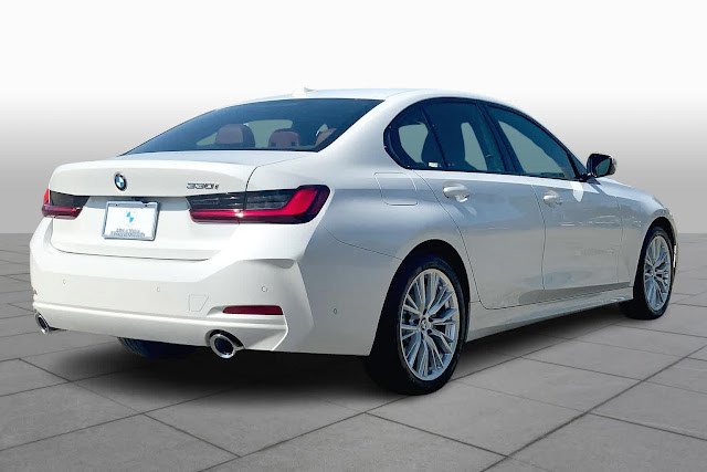 2023 BMW 3 Series 330i