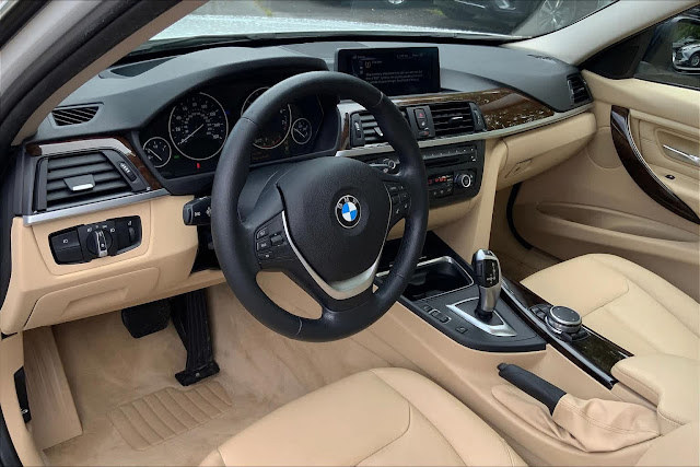 2015 BMW 3 Series 328i