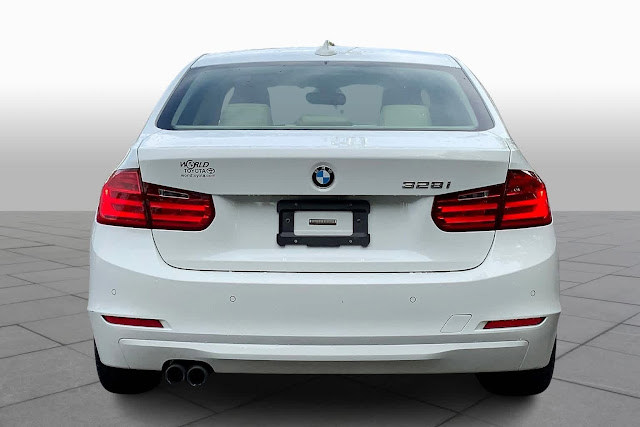 2015 BMW 3 Series 328i