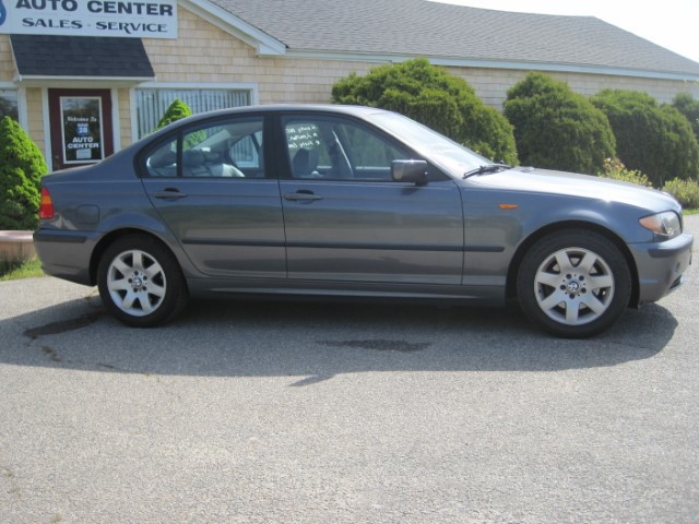 2003 BMW 3 Series 325xi