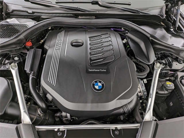 2023 BMW 5 Series 540i