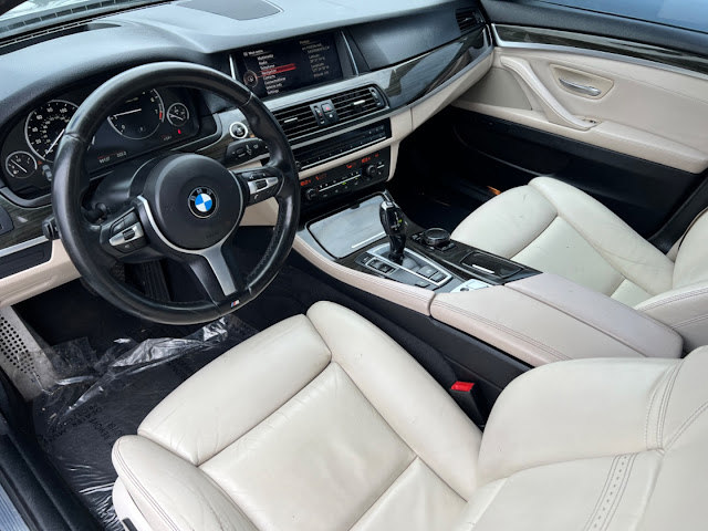 2015 BMW 5 Series 4dr Sdn 528i RWD