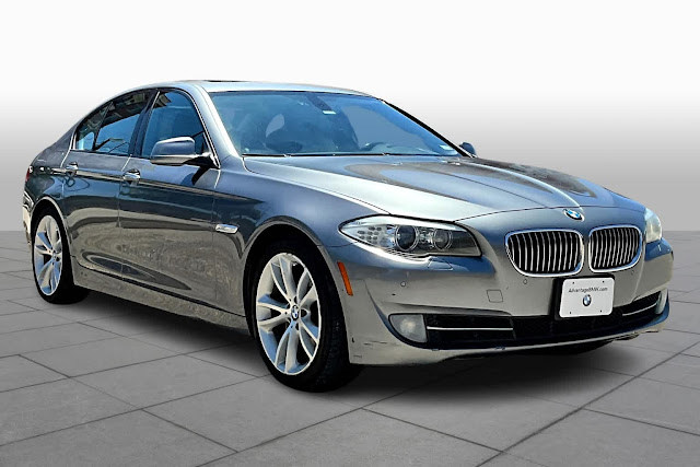 2011 BMW 5 Series 535i