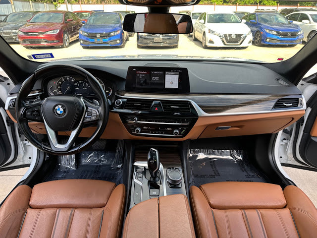 2017 BMW 5 Series 530i Sedan