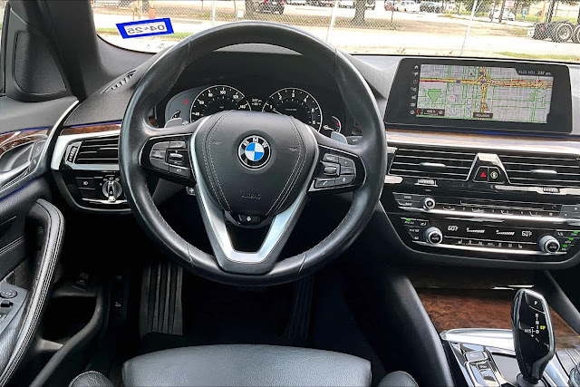 2018 BMW 5 Series 530i