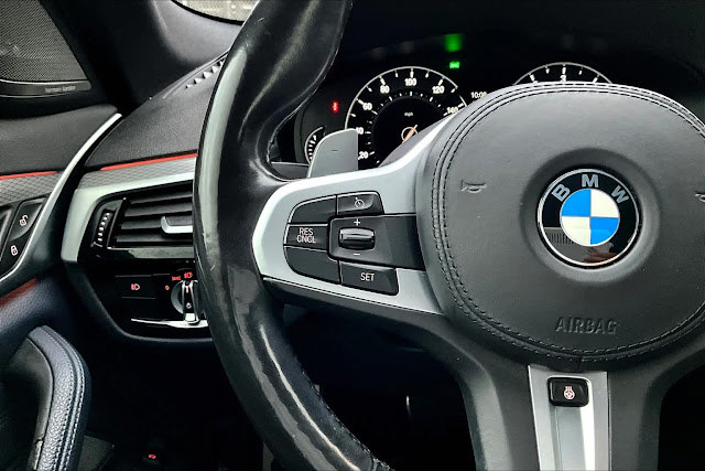 2019 BMW 5 series 530i