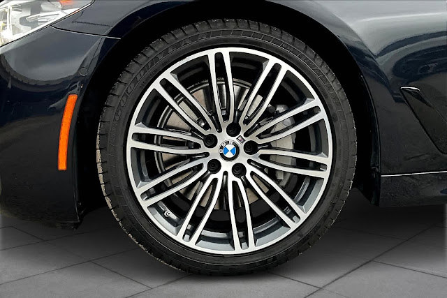 2019 BMW 5 series 530i