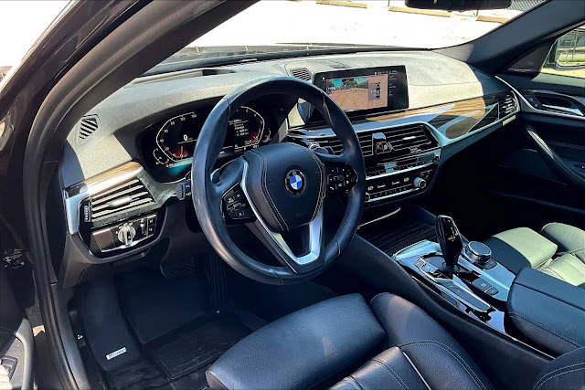 2020 BMW 5 Series 530i