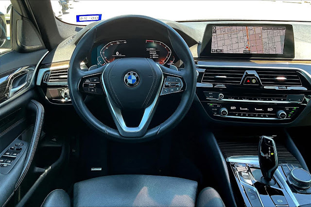 2020 BMW 5 Series 530i