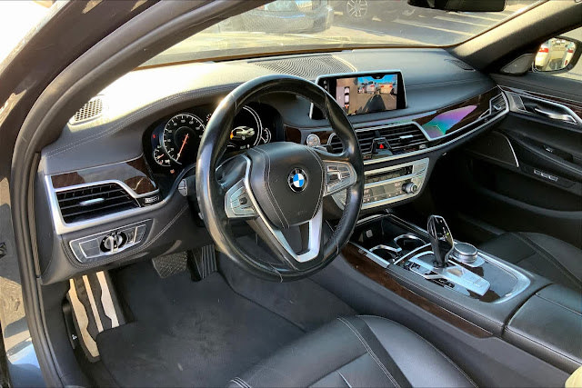 2016 BMW 7 Series 740i