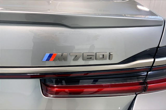 2020 BMW 7 Series M760i xDrive