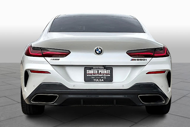 2020 BMW 8 Series M850i