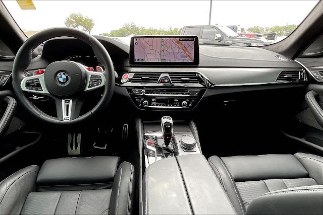 2022 BMW M5 Base