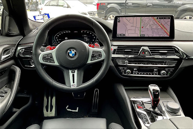 2022 BMW M5 Base