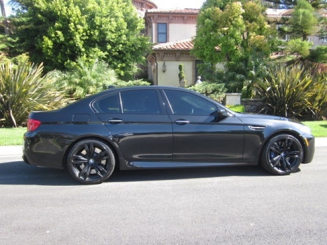 2013 BMW M5 4dr Sdn