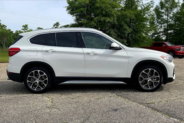 2021 BMW X1 sDrive28i