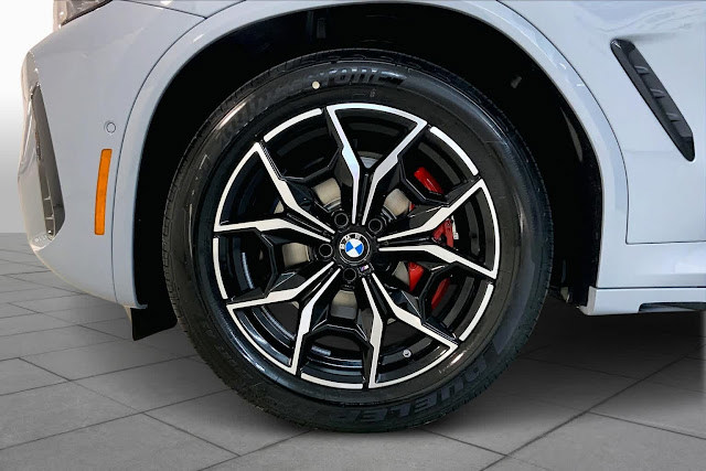 2024 BMW X3 M40i