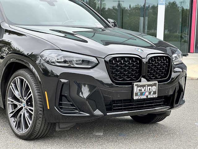 2022 BMW X4 xDrive30i