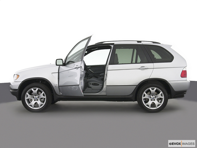 BMW E53 X5 4.4i specs, dimensions