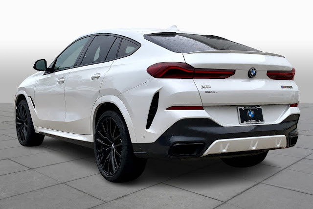 2020 BMW X6 M50i