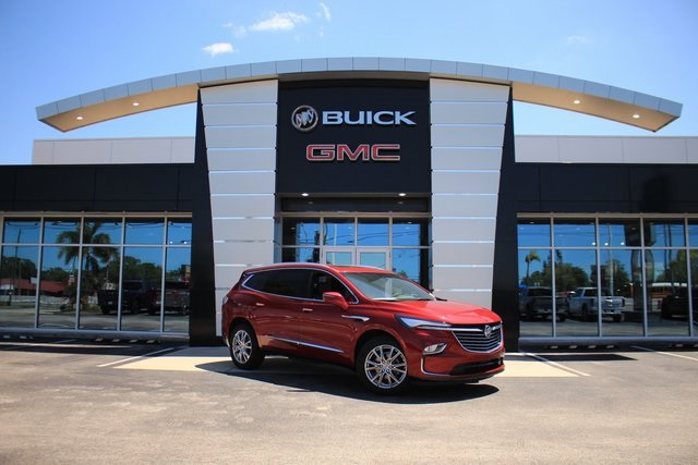 2023 Buick Enclave Essence