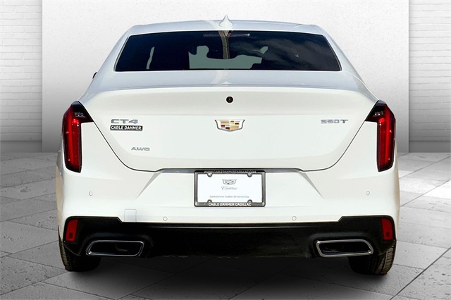 2023 Cadillac CT4 Luxury