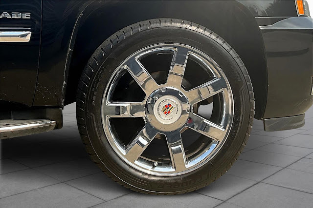 2012 Cadillac Escalade Luxury