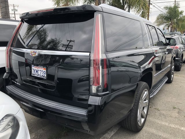 2018 Cadillac Escalade ESV Luxury