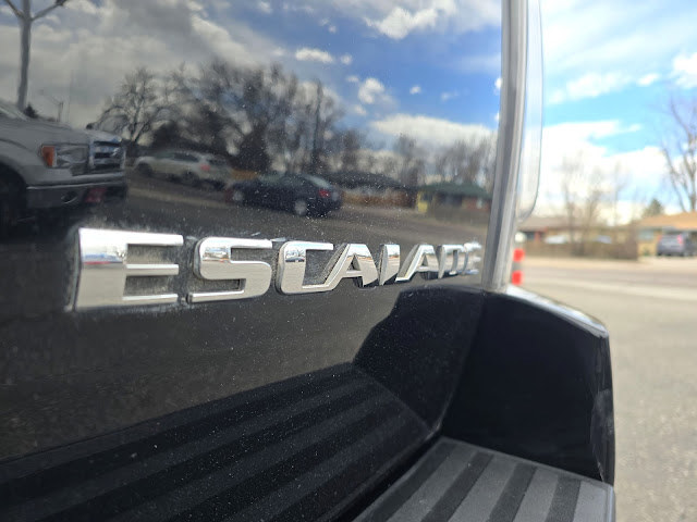 2014 Cadillac Escalade ESV AWD 4dr Premium