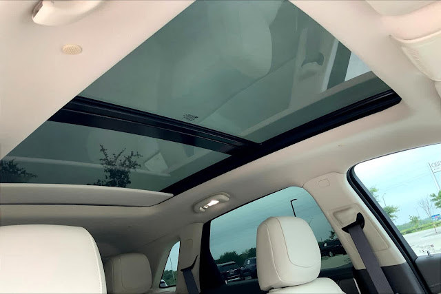 2023 Cadillac XT5 FWD Premium Luxury