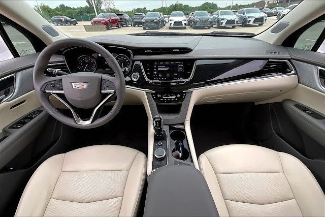 2023 Cadillac XT6 FWD Premium Luxury