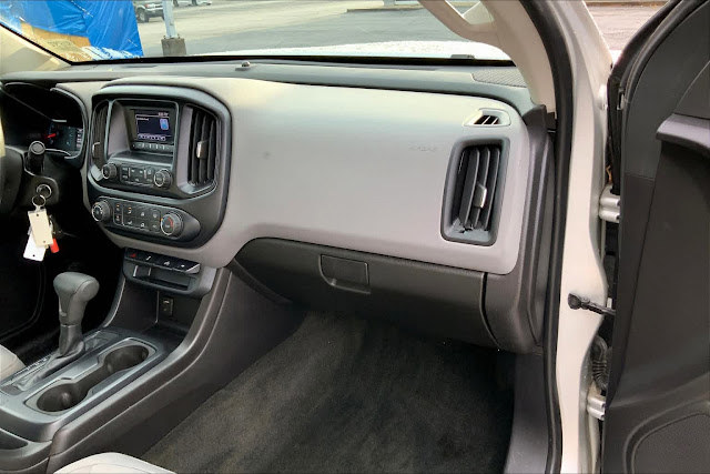 2017 Chevrolet Colorado 2WD WT Crew Cab 128.3