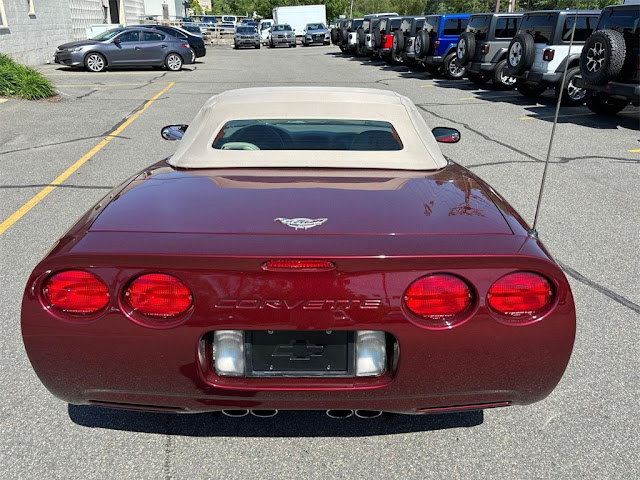 2003 Chevrolet Corvette Base