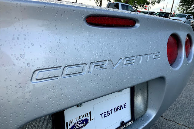 2002 Chevrolet Corvette Base