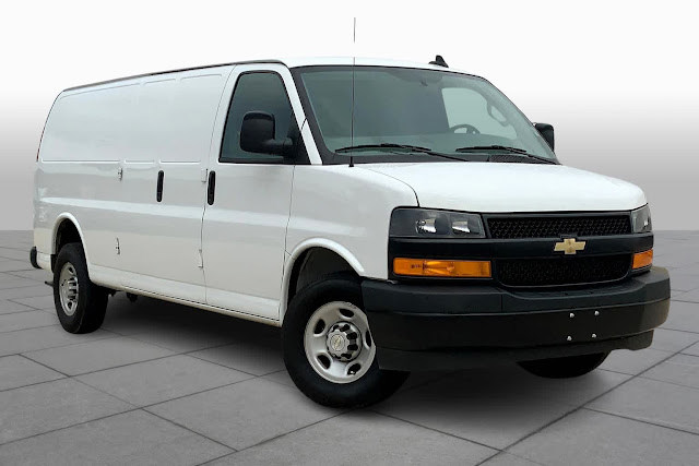 2022 Chevrolet Express Base