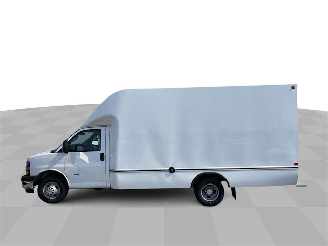 2023 Chevrolet Express 3500 15&#039; UNICELL AEROCELL BOX