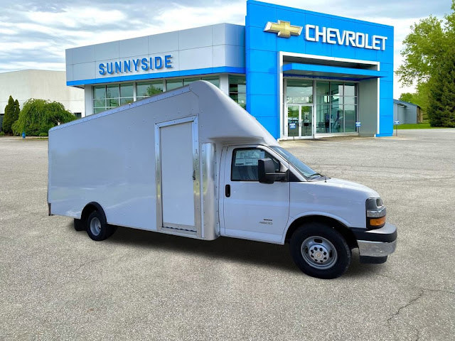 2023 Chevrolet Express Commercial Cutaway 4500