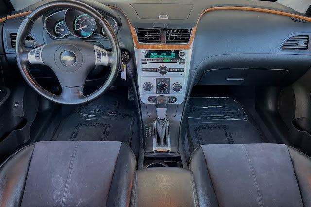 2011 Chevrolet Malibu LT w/2LT