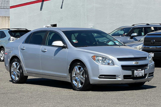 2011 Chevrolet Malibu LT w/2LT