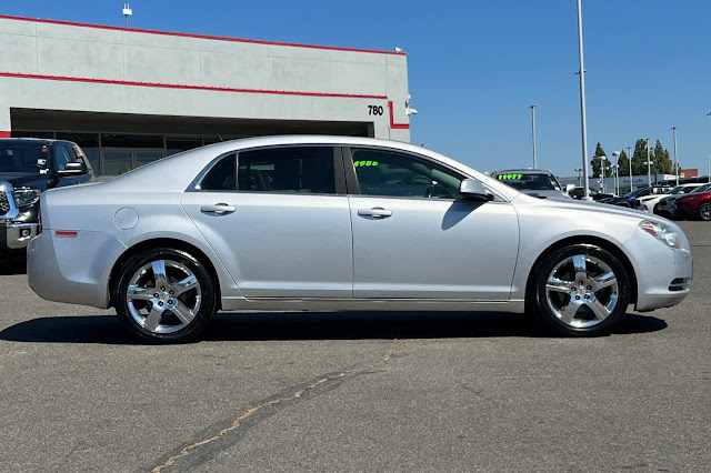 2011 Chevrolet Malibu LT w/2LT