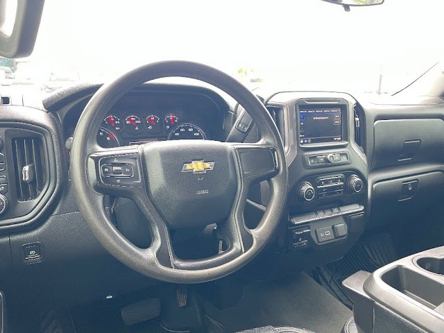 2021 Chevrolet SILVERADO Custom