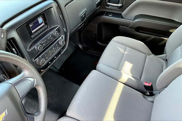 2015 Chevrolet Silverado 1500 LS 2WD Reg Cab 119.0&amp;quot;